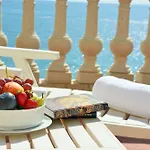 Hellenia Yachting & Hotel