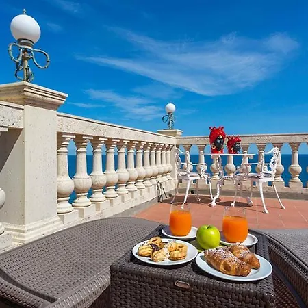 Otel Hellenia Yachting & Giardini Naxos