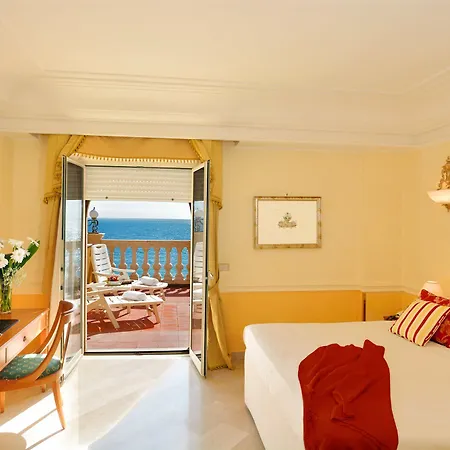 ホテル Hellenia Yachting & 4*