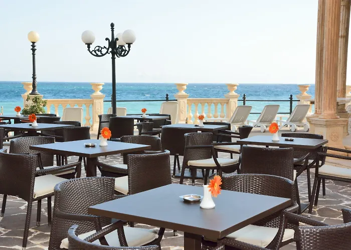 מלון Hellenia Yachting & 4*