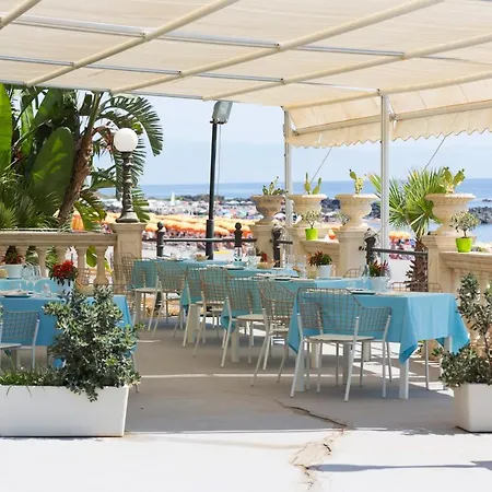 Hellenia Yachting Hotel&spa Hotel 4*