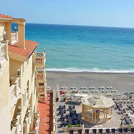 Hotel Hellenia Yachting Hotel&spa 4*