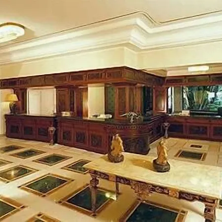 Hellenia Yachting & Giardini Naxos