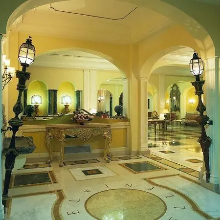 Отель Hellenia Yachting & 4*