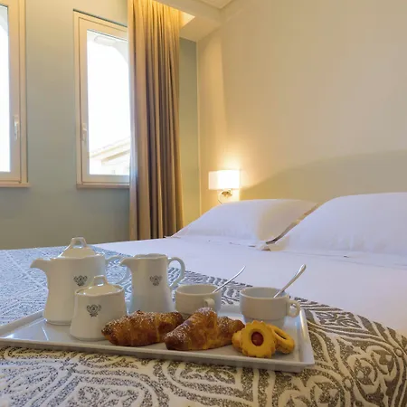 Hellenia Yachting & Hotel Giardini Naxos