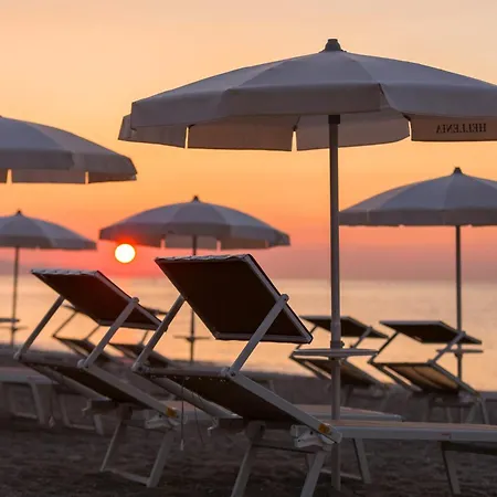 Otel Hellenia Yachting & Giardini Naxos