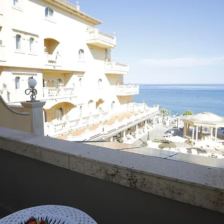 Hellenia Yachting Hotel&spa Hotel