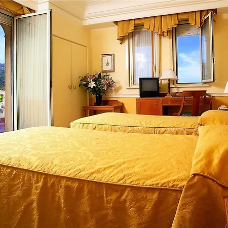 Hellenia Yachting &