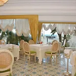 Otel Hellenia Yachting & Giardini Naxos