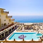 Hellenia Yachting & 4* Giardini Naxos