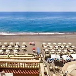 Hellenia Yachting & Otel