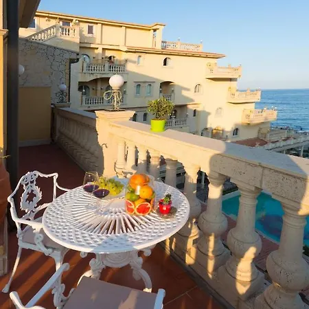 Hotel Hellenia Yachting & Giardini Naxos