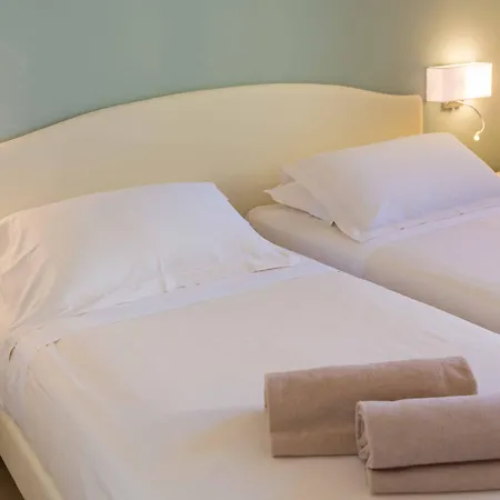 Hellenia Yachting & Otel